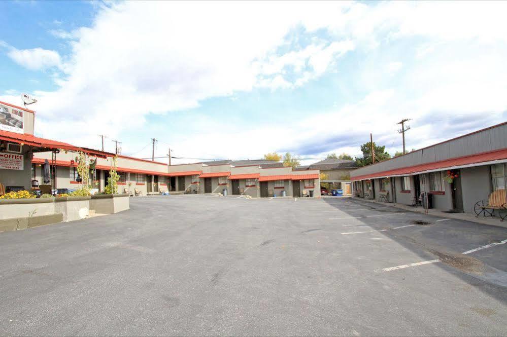 Selkirk Motel Colville Luaran gambar